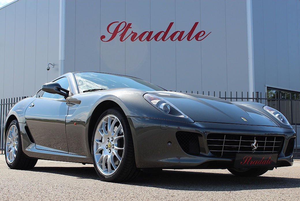 Ferrari 599 GTB Fiorano 2007 Grigio