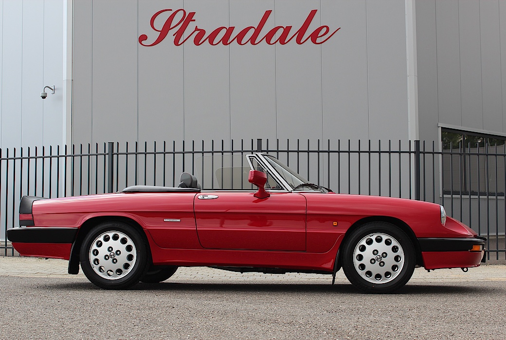 Alfa Romeo Spider Quadrifoglio