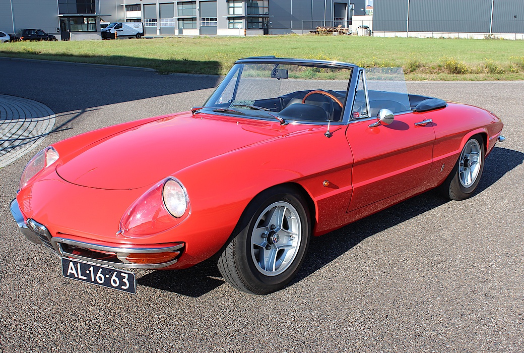 Alfa Romeo Duetto Spider 1750